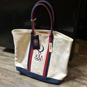 Polo by Ralph Lauren Cream and Navy Toiletry Bag